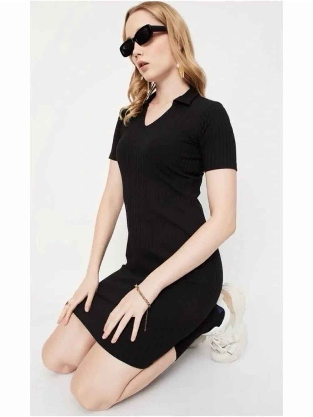H&M Divided black cable knit polo bodycon dress